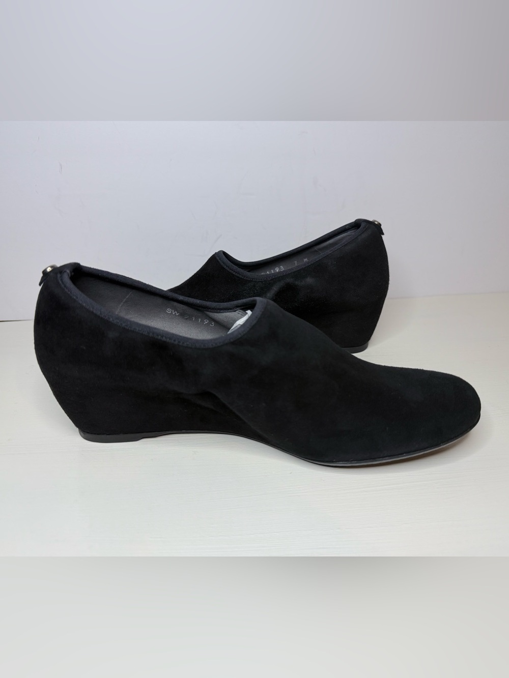 Stuart Weitzman Black Suede Sculpted Wedge Shoes Size 7 - Picture 2 of 8